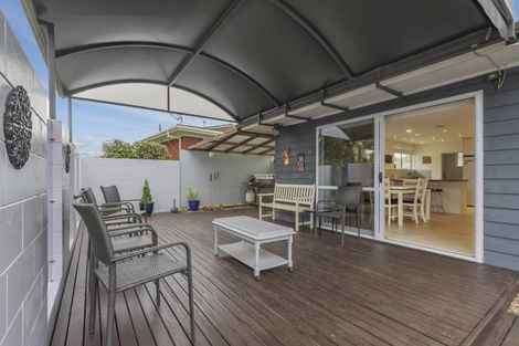 Photo of property in 23 Fairview Avenue, Opaheke, Papakura, 2113