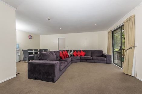 Photo of property in 26 Dovey Place, Massey, Auckland, 0614