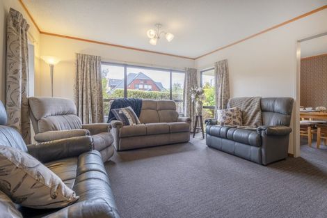 Photo of property in 7 Montrose Grove, Churton Park, Wellington, 6037