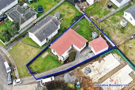 Photo of property in 31 Corsair Crescent, Mangere, Auckland, 2022