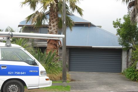 Photo of property in 19 Prudence Place, Oakura, 4314