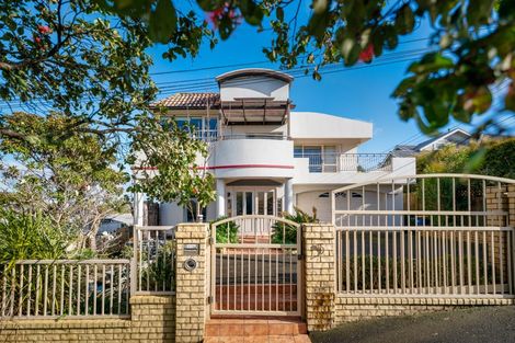 Photo of property in 5 Balmain Road, Birkenhead, Auckland, 0626