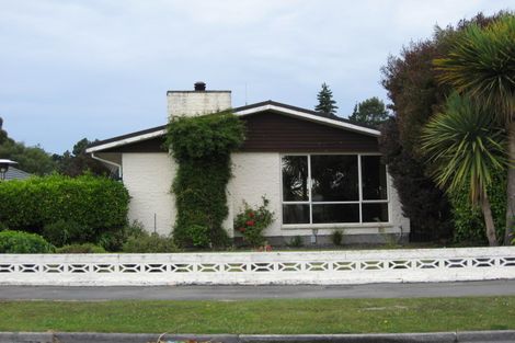 Photo of property in 36 Waratah Street, Avondale, Christchurch, 8061