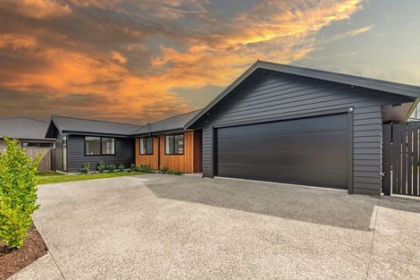 Photo of property in 57 Freedom Drive, Kelvin Grove, Palmerston North, 4414