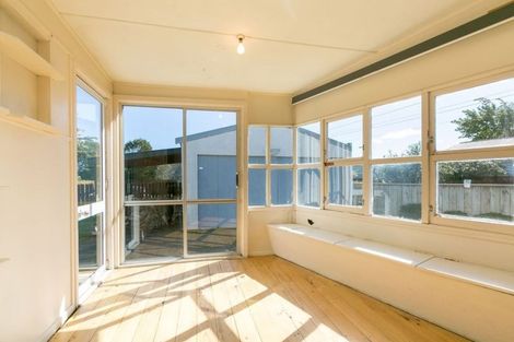 Photo of property in 464 South Road, Omata, New Plymouth, 4374