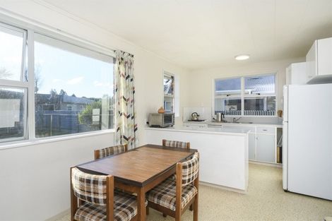 Photo of property in 29 Kimberley Grove, Westbrook, Palmerston North, 4412
