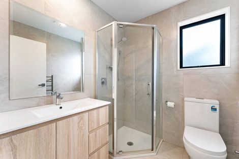 Photo of property in 7 Clarion Place, Glendene, Auckland, 0602