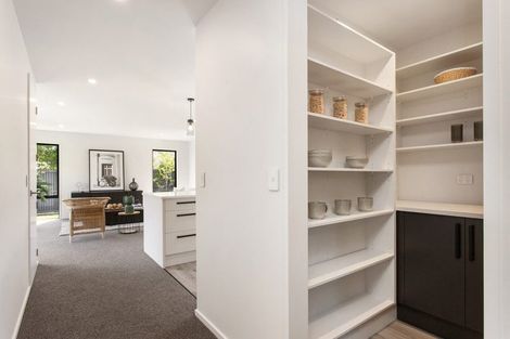 Photo of property in 92b Memorial Avenue, Ilam, Christchurch, 8053