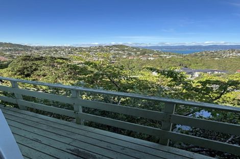 Photo of property in 4/7 Jerome Way, Crofton Downs, Wellington, 6035