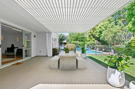 Photo of property in 33 Oak Manor Drive, Albany, Auckland, 0632