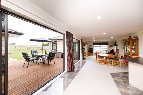 Photo of property in 8b Hanalin Drive, Marton, 4710