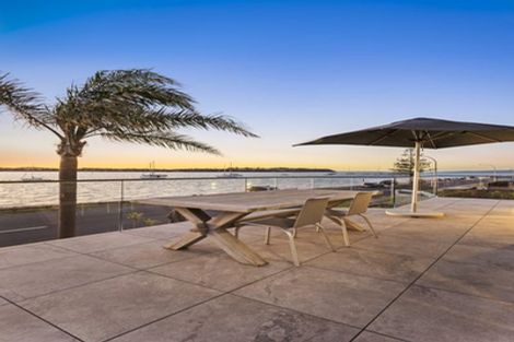 Photo of property in 14 The Parade, Bucklands Beach, Auckland, 2012