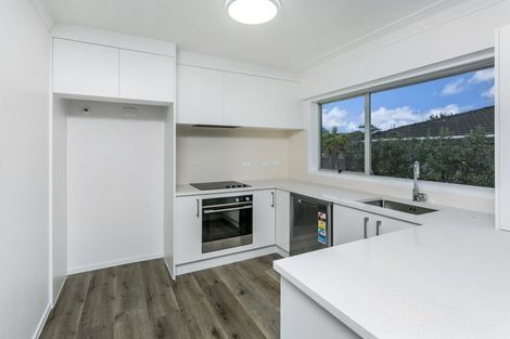 Photo of property in 1/169 Forrest Hill Road, Forrest Hill, Auckland, 0620