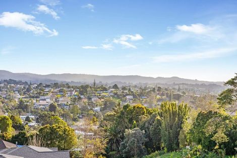 Photo of property in 1 Arataki Way, Glen Eden, Auckland, 0602