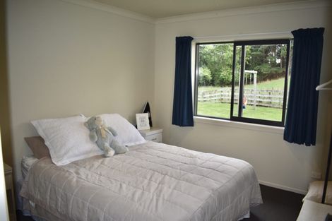 Photo of property in 283 North Manakau Road, Manakau, 5573