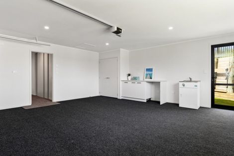 Photo of property in 1 Ridge Drive, Omokoroa, 3114