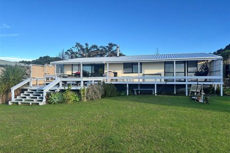 Photo of property in 223 Paku Drive, Tairua, 3508