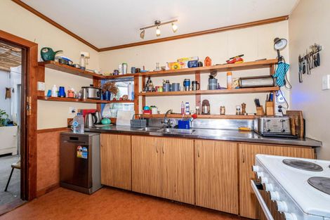 Photo of property in 35 Leonard Street, Waimate, 7924