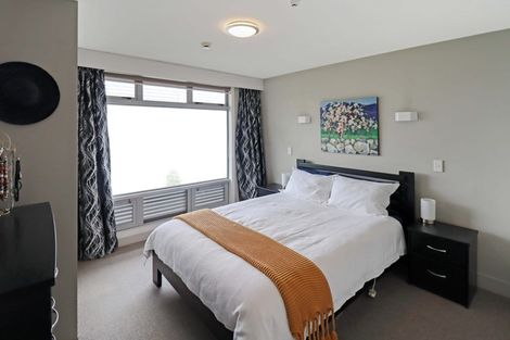 Photo of property in The Capital, 18/370 Oriental Parade, Oriental Bay, Wellington, 6011