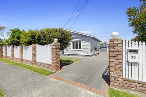 Photo of property in 30 Beaumont Avenue, Alicetown, Lower Hutt, 5010