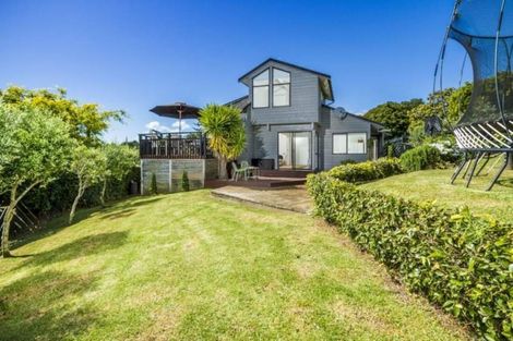 Photo of property in 10 Bellbird Rise, Murrays Bay, Auckland, 0630