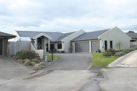 Photo of property in 34 Cranbrook Place, Rototuna North, Hamilton, 3210