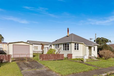 Photo of property in 89 Russell Street, Westport, 7825