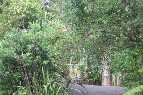 Photo of property in 14 Arapito Road, Titirangi, Auckland, 0604