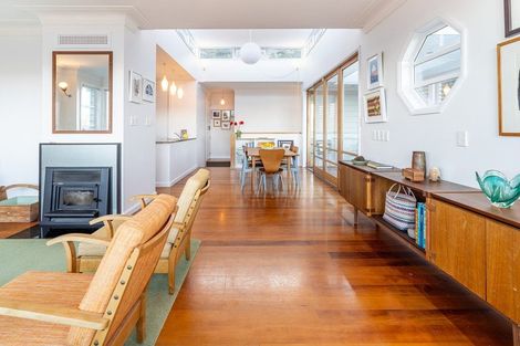 Photo of property in 189 Breaker Bay Road, Breaker Bay, Wellington, 6022