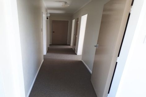 Photo of property in 2 Rajkot Terrace, Broadmeadows, Wellington, 6035