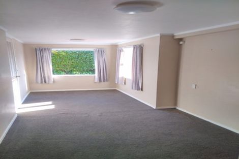 Photo of property in 62 Huatoki Street, Vogeltown, New Plymouth, 4310