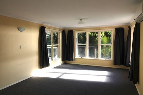 Photo of property in 231 Whites Line East, Waiwhetu, Lower Hutt, 5010