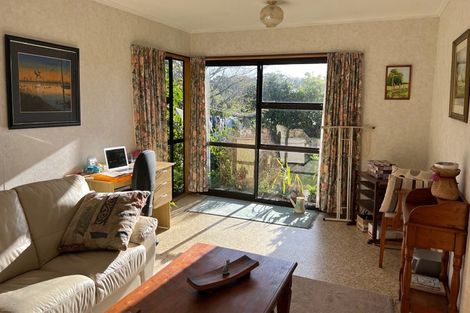 Photo of property in 4 Rae Road, Campbells Bay, Auckland, 0620