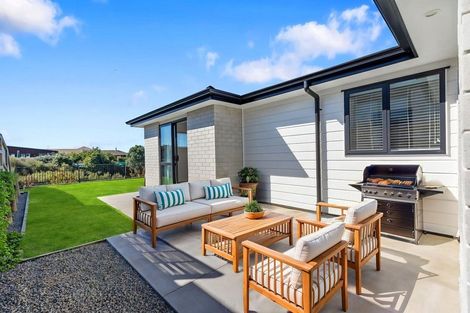 Photo of property in 49 Ridge Drive, Omokoroa, 3114