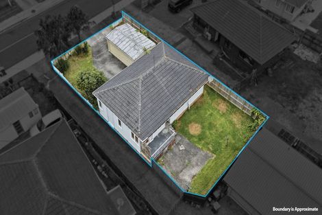 Photo of property in 47 Fairdene Avenue, Henderson, Auckland, 0610