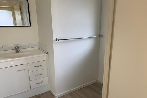 Photo of property in 2a Snead Place, Hamilton East, Hamilton, 3216