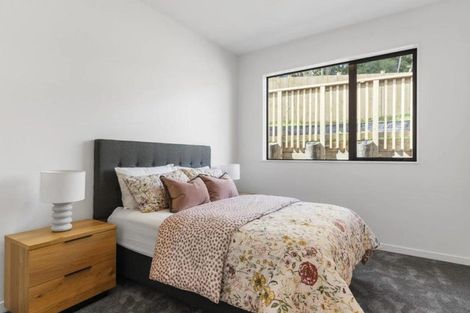 Photo of property in 7 Laurina Road, Sunnynook, Auckland, 0620