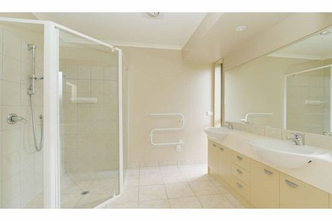 Photo of property in 16 Spinnaker Point, Haruru, 0204