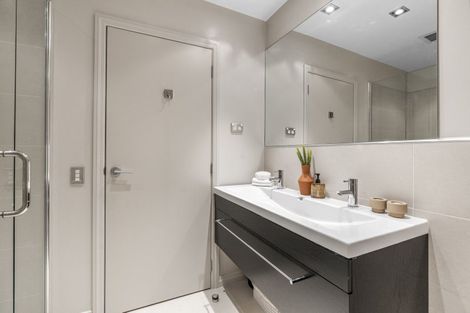 Photo of property in Gb/2 Bassett Road, Remuera, Auckland, 1050