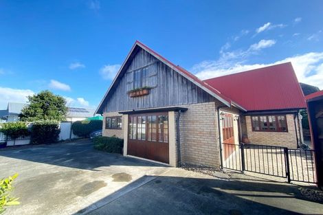 Photo of property in 18b Mountain Road, Mount Wellington, Auckland, 1072