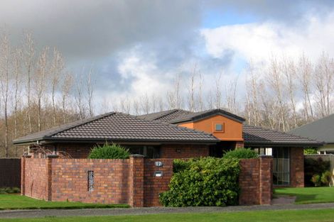 Photo of property in 17 Chamberlain Road, Masterton, 5810