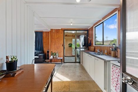 Photo of property in 3a Manuka Street, Otaki Beach, Otaki, 5512