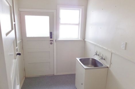 Photo of property in 345 Riccarton Road, Upper Riccarton, Christchurch, 8041