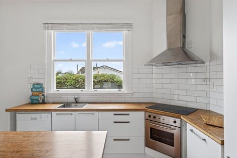 Photo of property in 60 Sheehan Street, Whataupoko, Gisborne, 4010