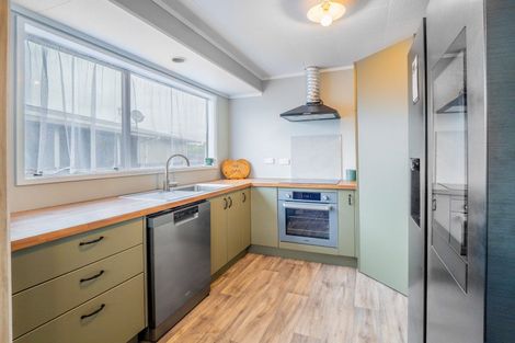 Photo of property in 21 Rewa Street, Inglewood, 4330