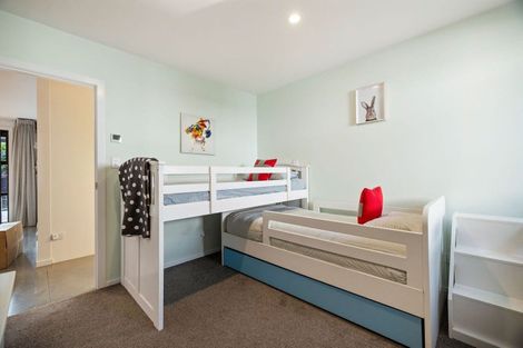 Photo of property in 20 Adamson Drive, Arrowtown, 9302