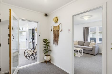 Photo of property in 9 Duke Street, Levin, 5510