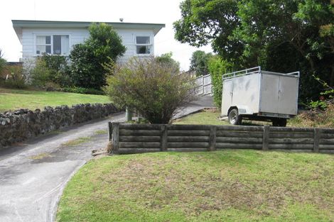 Photo of property in 2/25 Heathcote Road, Castor Bay, Auckland, 0620