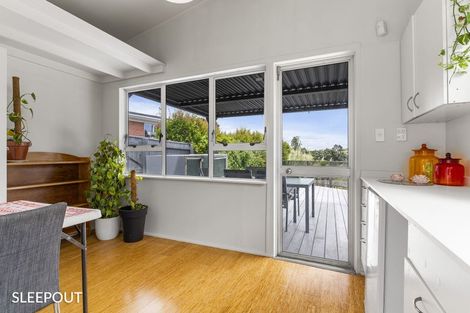 Photo of property in 28 Browns Avenue, Pakuranga, Auckland, 2010