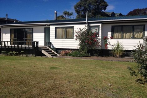 Photo of property in 31b Avonleigh Road, Green Bay, Auckland, 0604